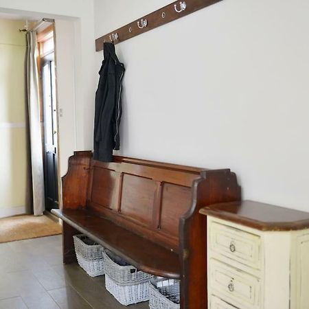 Summer House Hotel Thames Ditton Esterno foto