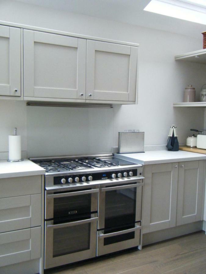 Summer House Hotel Thames Ditton Esterno foto